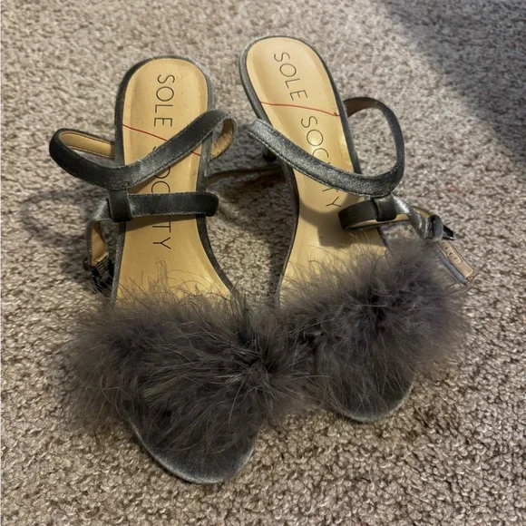 Sole Society Silver Gray Lindzay Ankle-Strap Heels - Picture 2 of 2